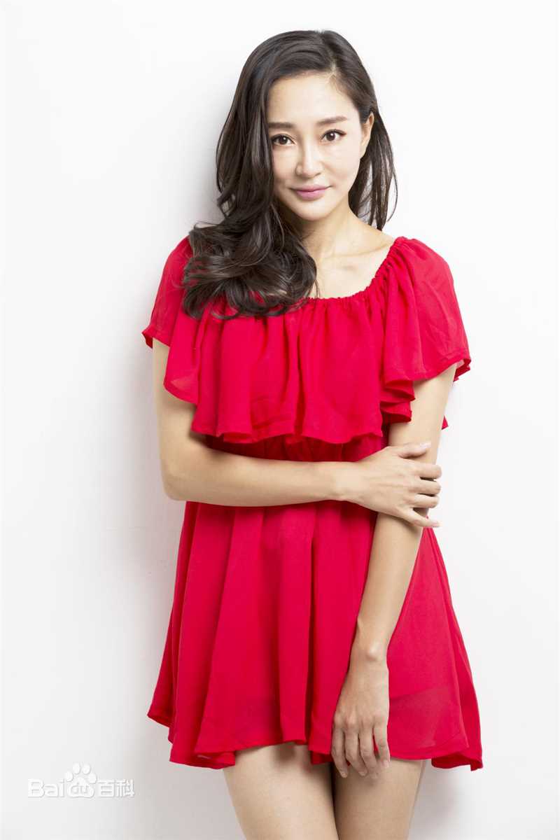 最新高歆迪性感图片