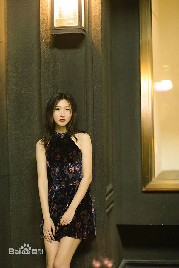 谢林彤(Showna Xie)生活中的生活照相册