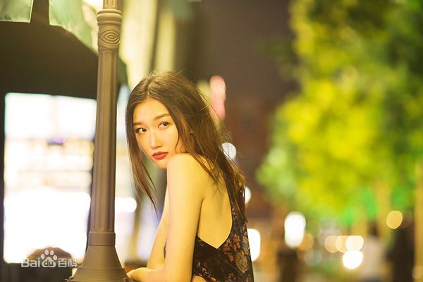 谢林彤(Showna Xie)生活中的生活照相册