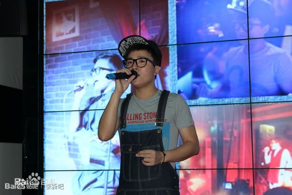 张新(Nemo)重庆歌友会性感图片图集