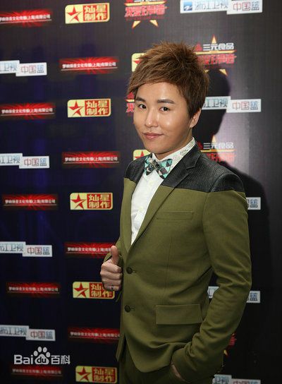 最新张新(Nemo)在参加《我爱好声音》费玉清专场中的壁纸