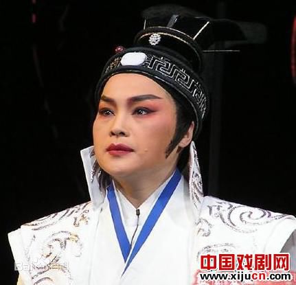 最新董柯娣性感图片