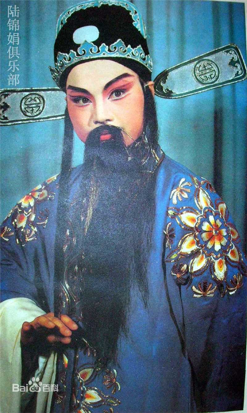 最新董柯娣性感图片