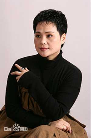 董柯娣生活照前后照片