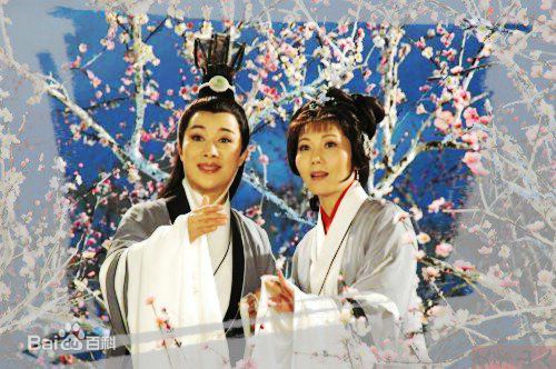 何英舞台化妆照素颜照相册