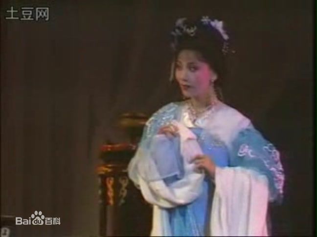 精选何英在版《西厢记》中的图册