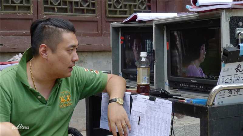 李伟导演前后照片