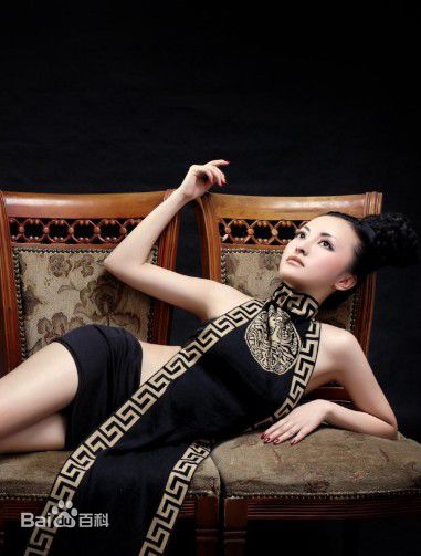 最优质卢思思精彩图册