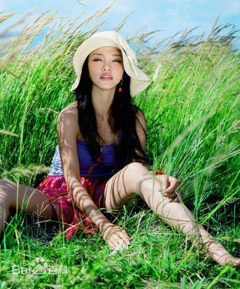 最优质卢思思精彩图册