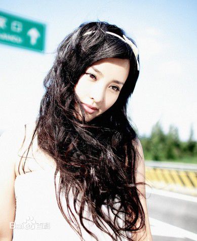 最优质卢思思精彩图册