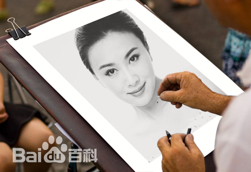 吕洁(Lu Jie)工作照壁纸壁纸