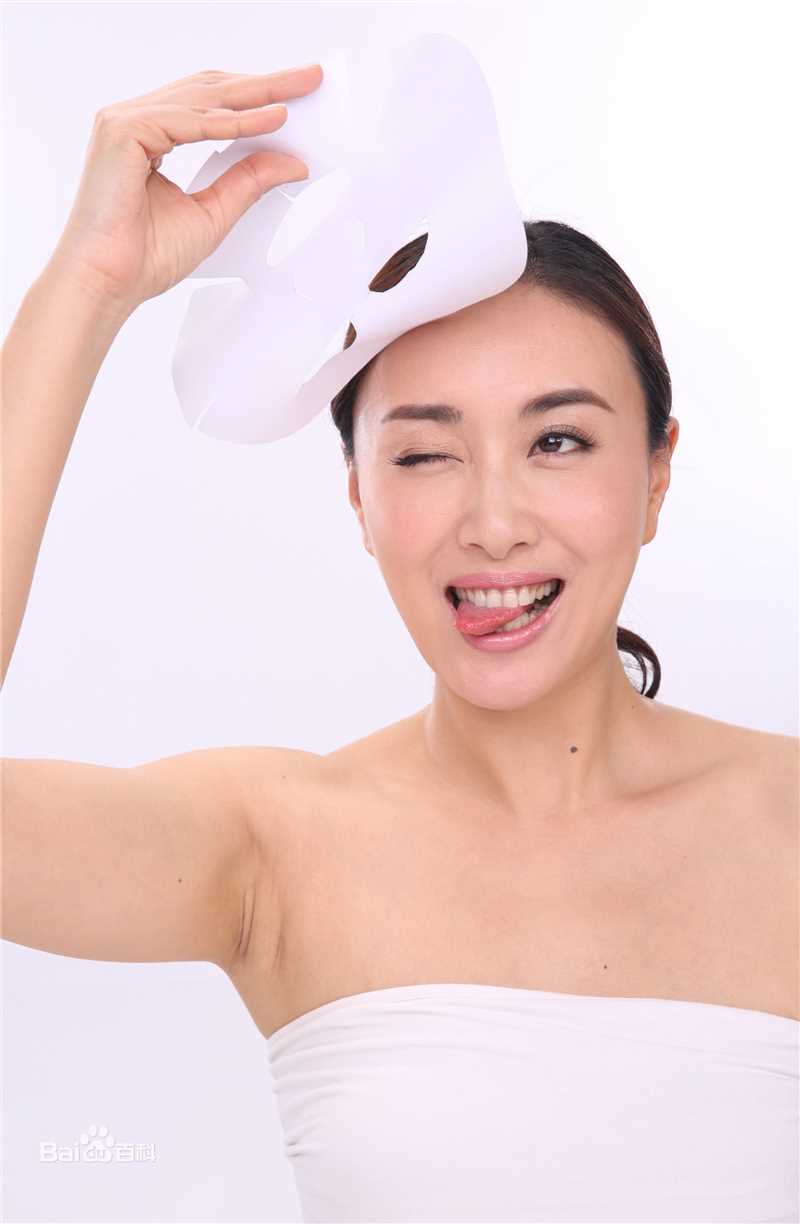 吕洁(Lu Jie)工作照壁纸壁纸