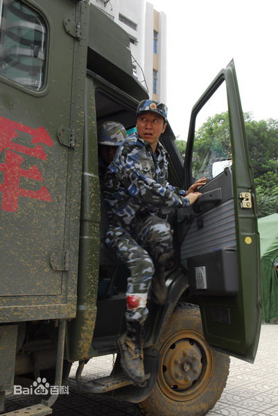 曹克难《前方后方》精选剧照