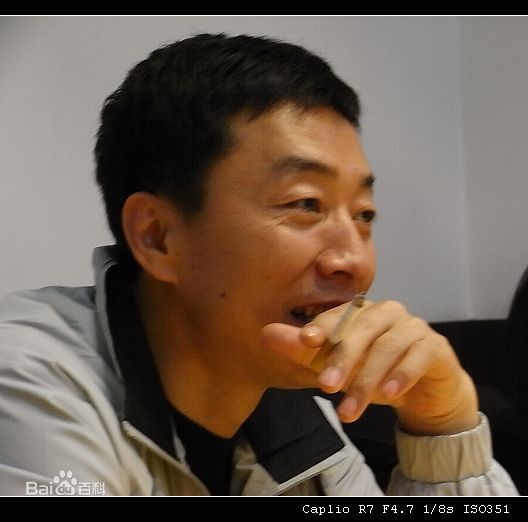 最全曹克难在《黑三角》新闻发布中的相册