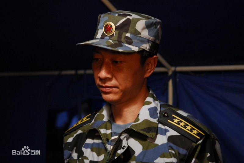 最优质曹克难素颜照