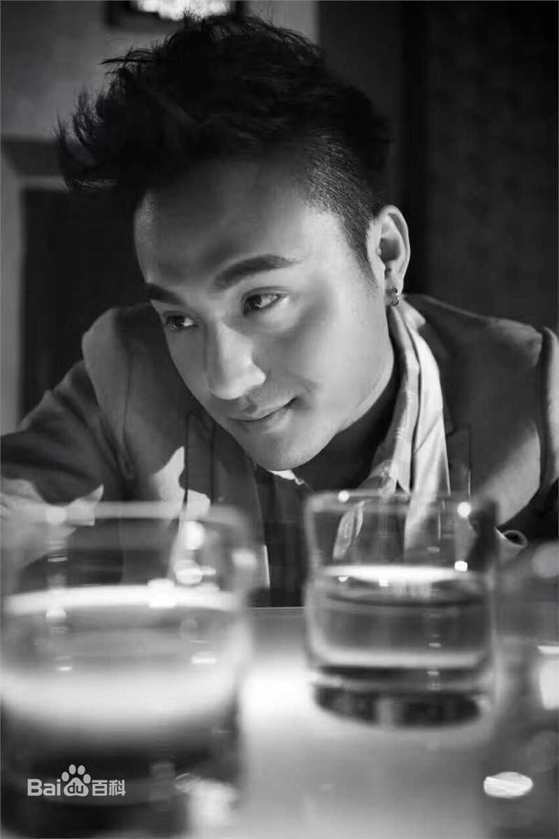 曹然然 雅痞范儿