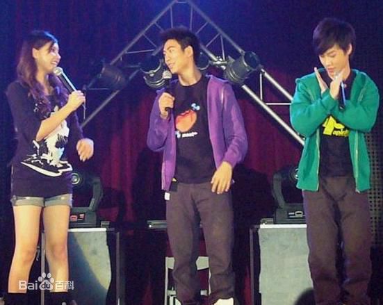 青鸟飞鱼(blue bird flying fish)OUXIANG生活照