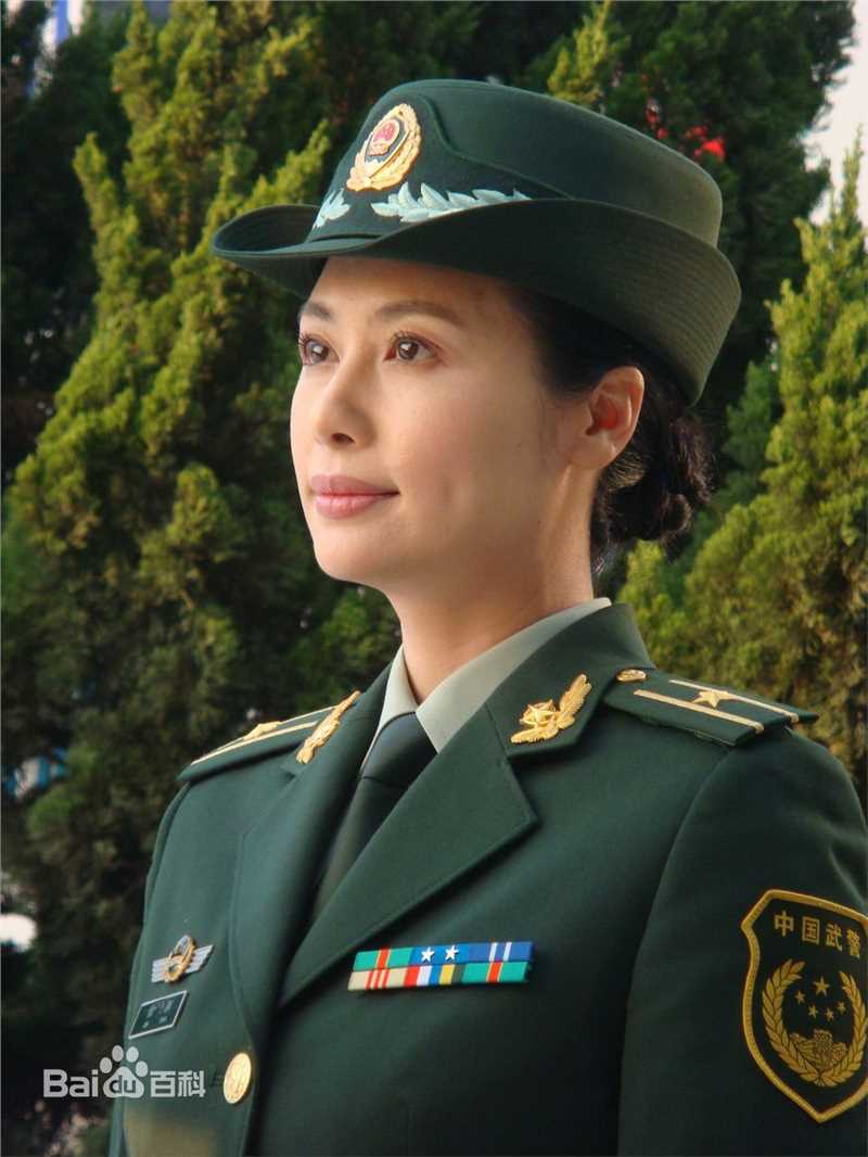 邓英生活照性感图片图集