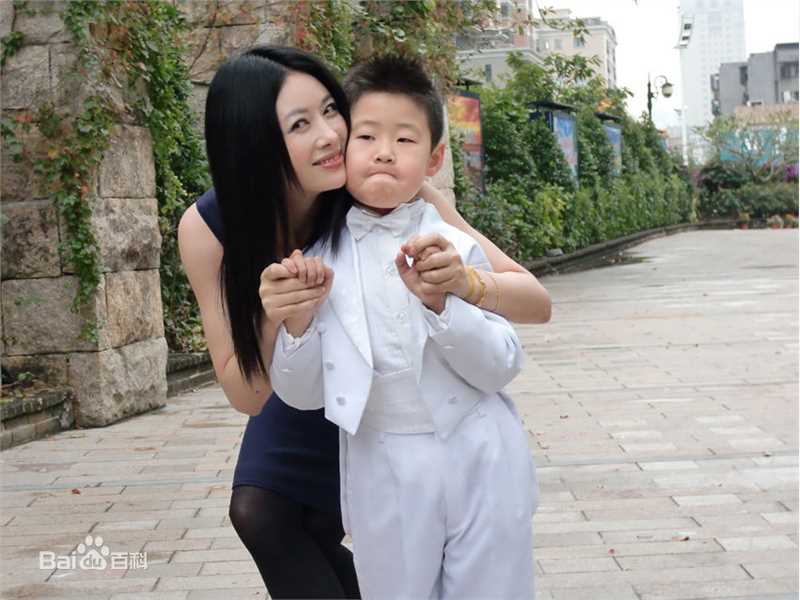 邓英《孕味十足》最全剧照