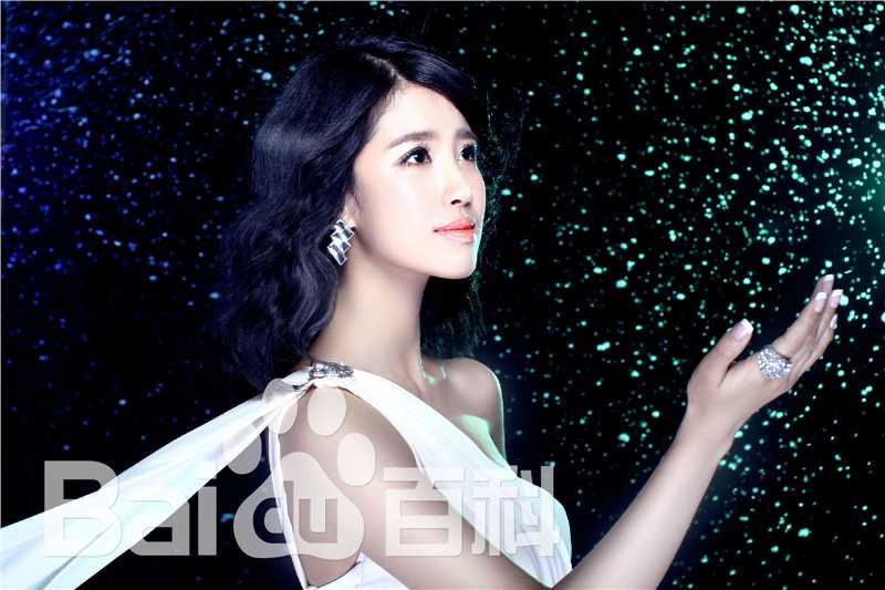 李凤鸣近照性感图片图集