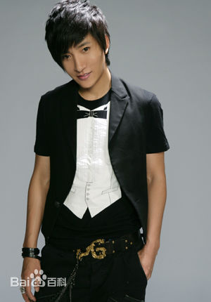 李炳辰(Leo)优质偶像生活照相册