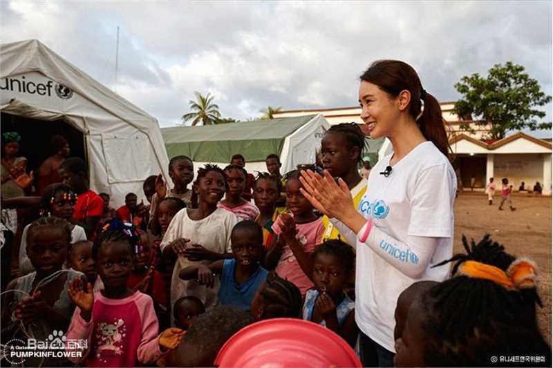 李多海(/Lee Da Hae/Cherry/Olivia)社会活动生活照相册