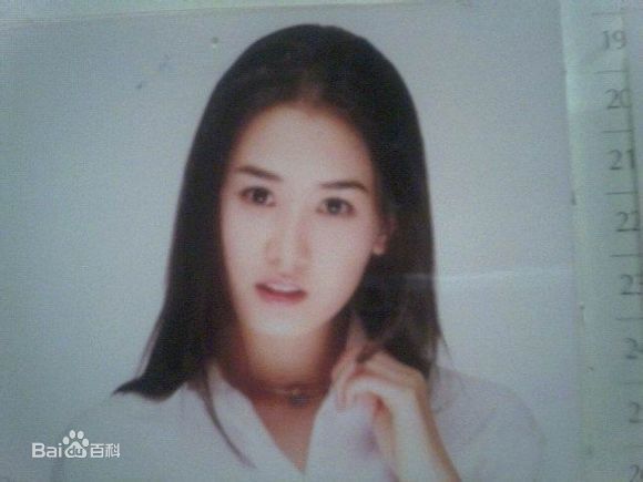 李多海(/Lee Da Hae/Cherry/Olivia)早年照性感图片图集