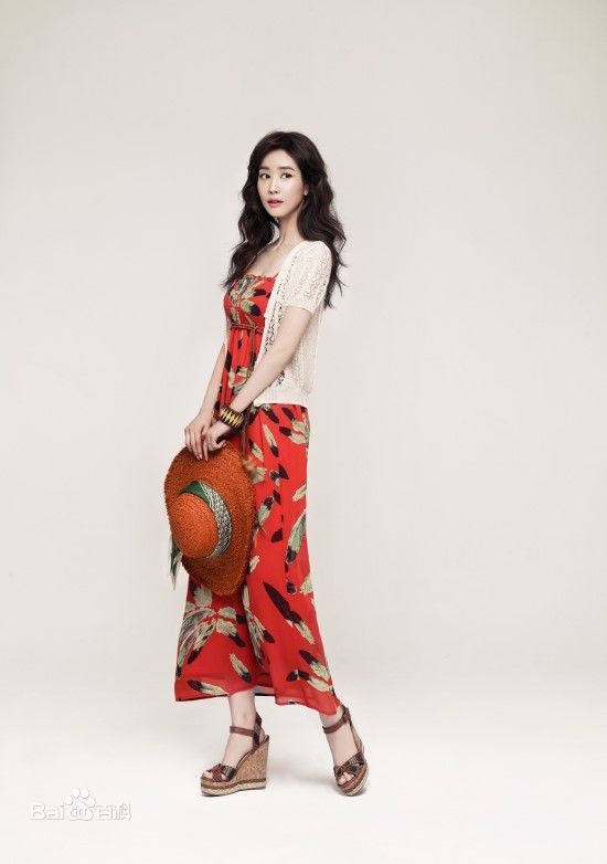 李多海(/Lee Da Hae/Cherry/Olivia)画册前后照片