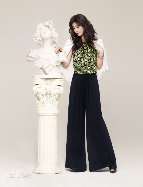 李多海(/Lee Da Hae/Cherry/Olivia)画册前后照片