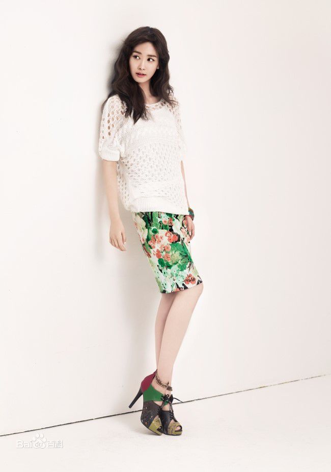 李多海(/Lee Da Hae/Cherry/Olivia)画册前后照片