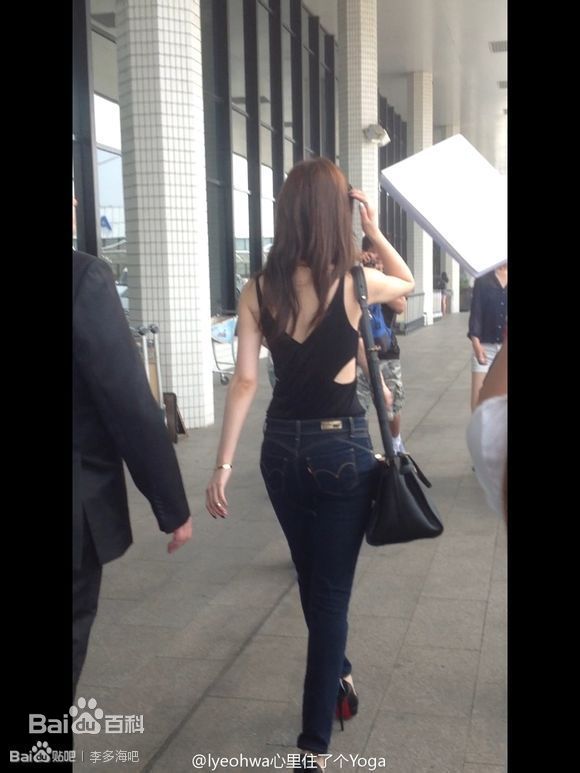 李多海(/Lee Da Hae/Cherry/Olivia)生活中的性感图片图集