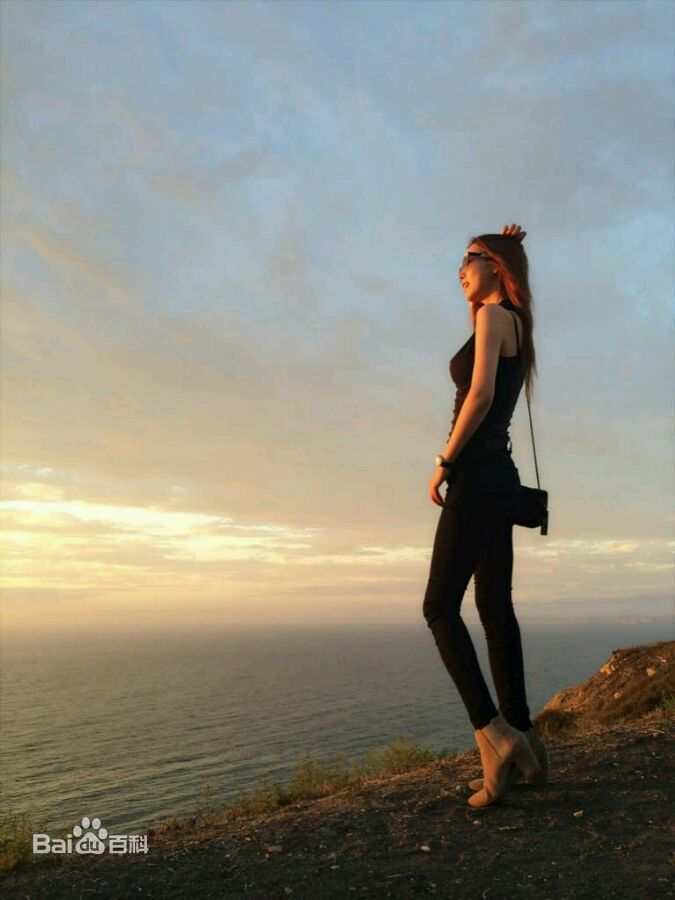 李多海(/Lee Da Hae/Cherry/Olivia)生活中的性感图片图集