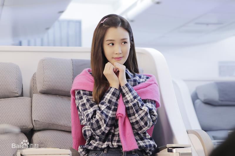 精选李多海(/Lee Da Hae/Cherry/Olivia)在《善良魔女传》中的图册