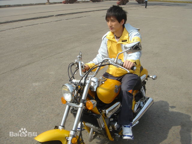 彭博劭(Peter)生活照素颜照相册