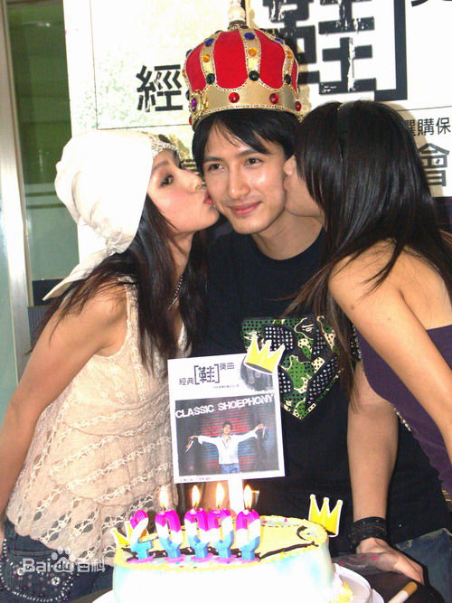 彭博劭(Peter)出席活动照壁纸壁纸