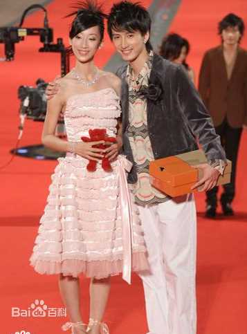 彭博劭(Peter)出席活动照壁纸壁纸