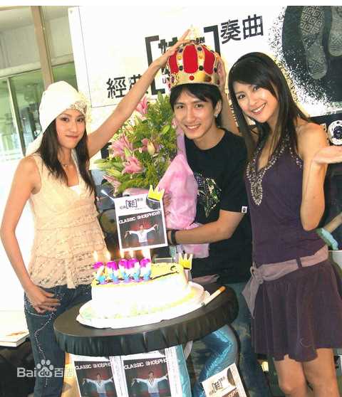 彭博劭(Peter)出席活动照壁纸壁纸