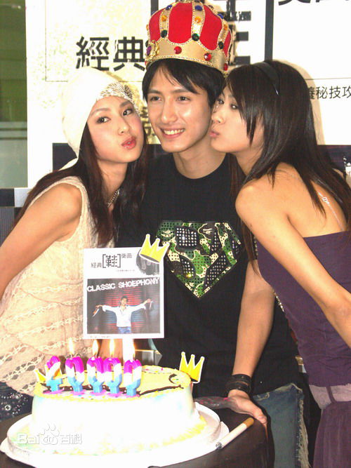 彭博劭(Peter)出席活动照壁纸壁纸