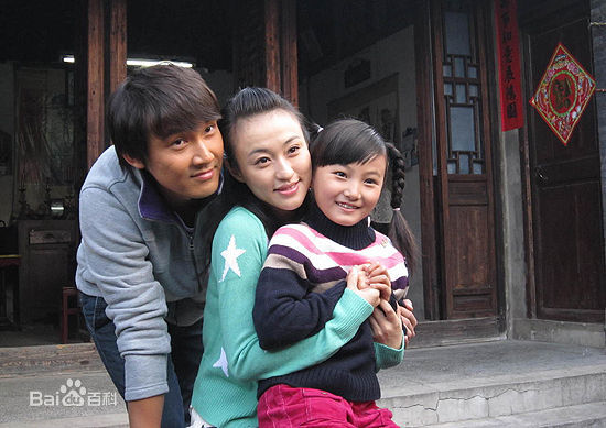 李佳桐(September)发布会生活照