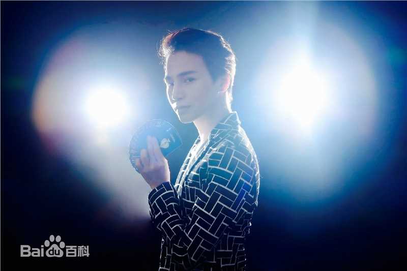 陈奕天(Eachen)：个人相册素颜照壁纸