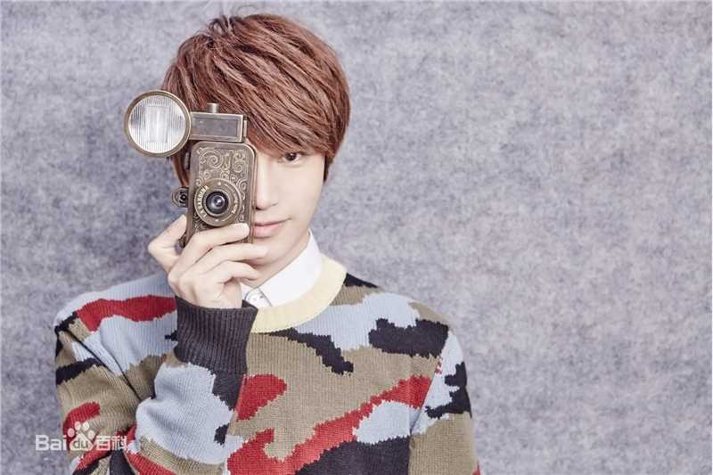 陈奕天(Eachen)迷彩性感图片图集