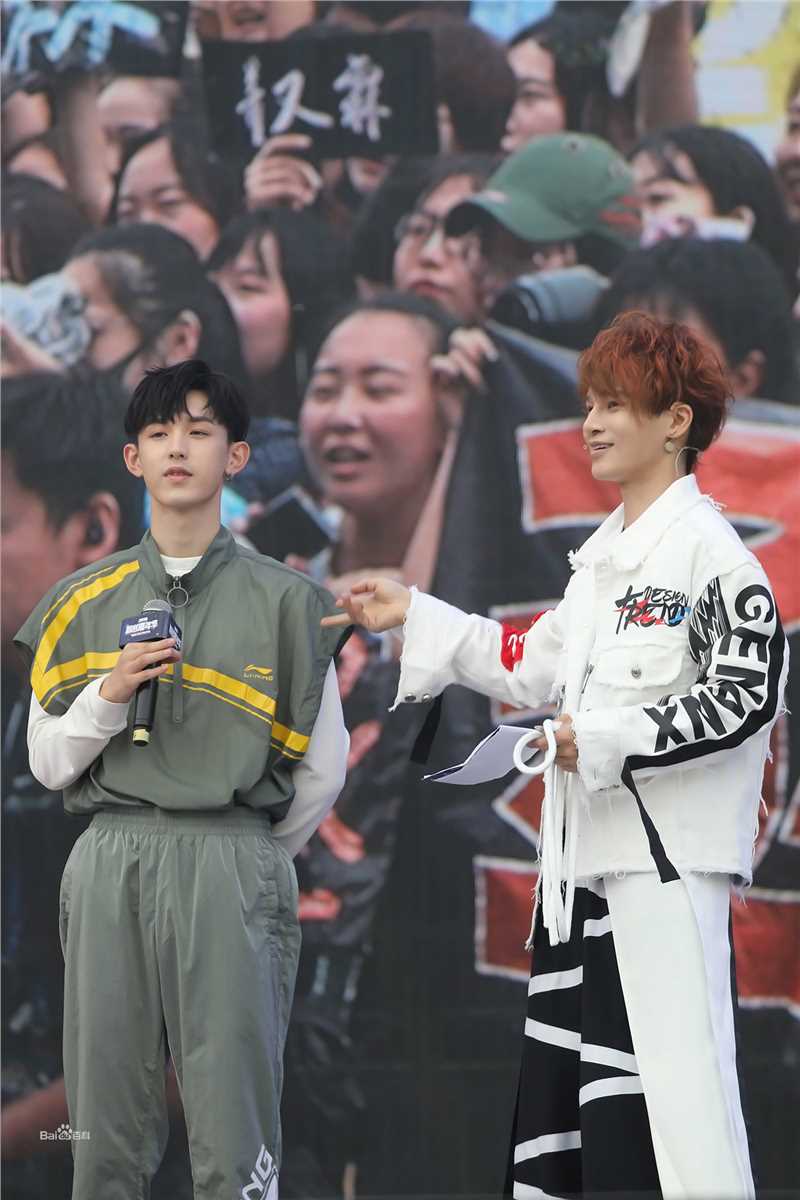 陈奕天(Eachen)粉丝嘉年华性感图片图集