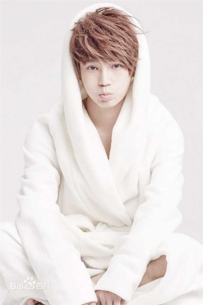 陈奕天(Eachen)请你吃大餐图册