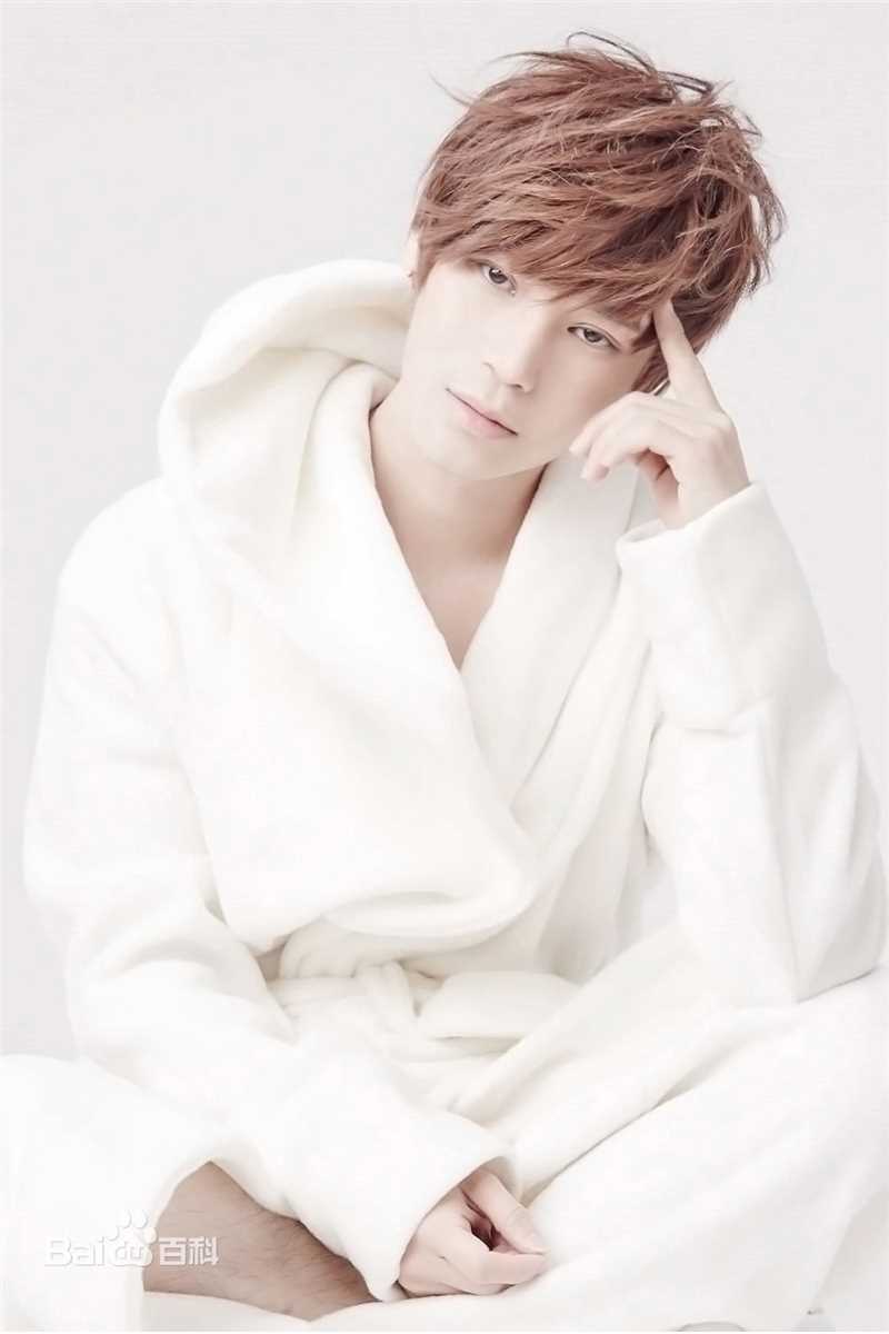 陈奕天(Eachen)请你吃大餐图册