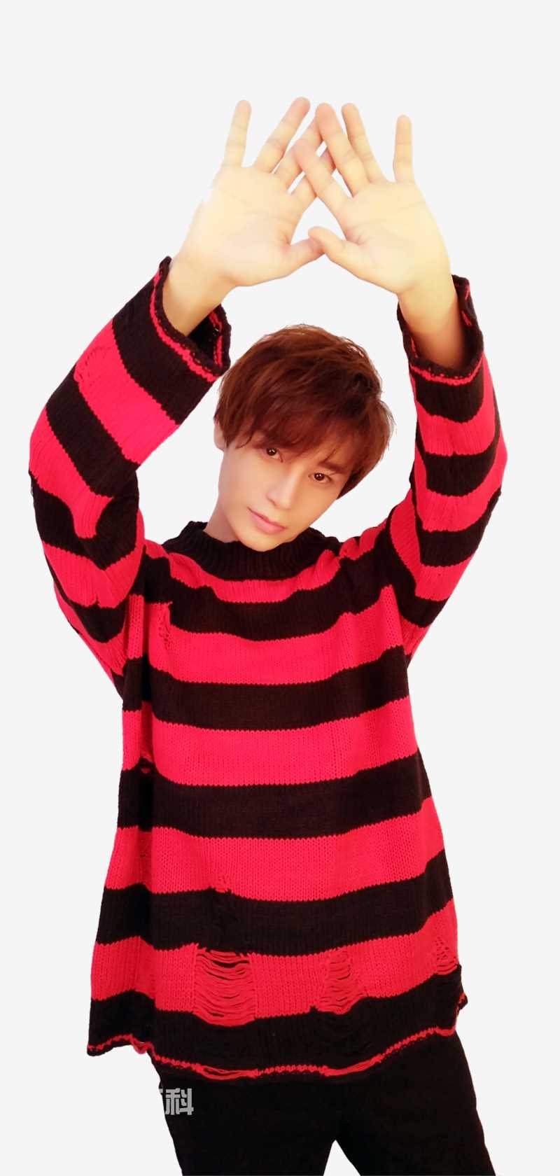 陈奕天(Eachen)形象照前后照片