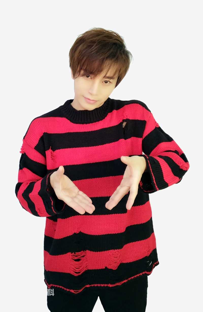 陈奕天(Eachen)形象照前后照片