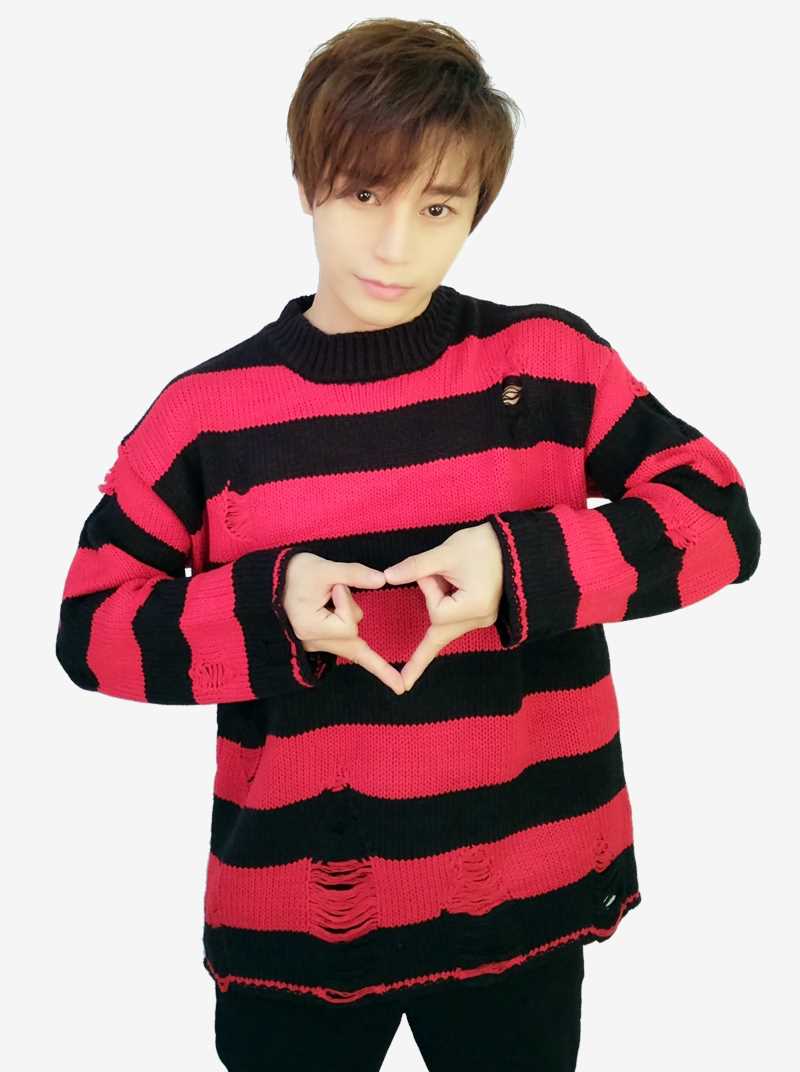 陈奕天(Eachen)形象照前后照片