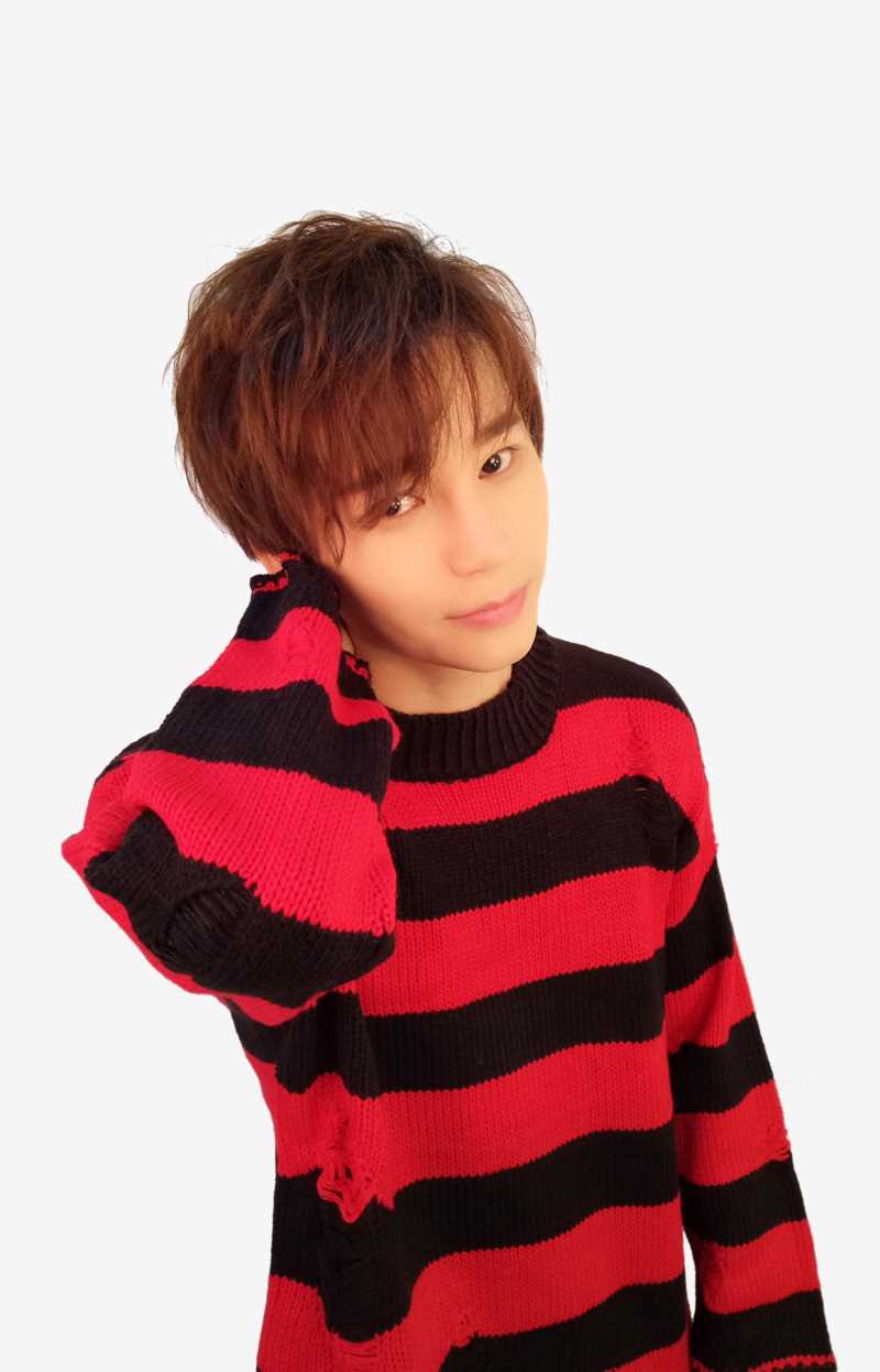 陈奕天(Eachen)形象照前后照片