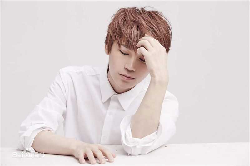 陈奕天(Eachen)最新壁纸