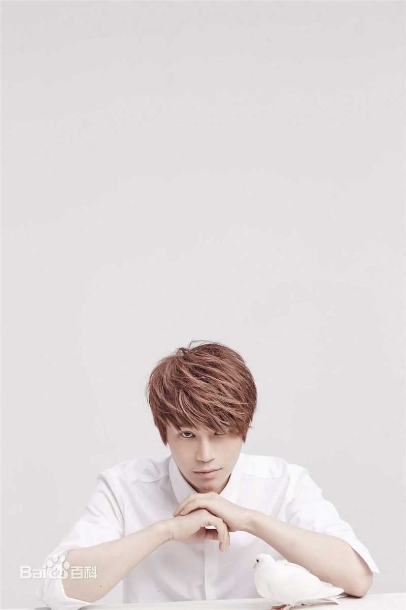 陈奕天(Eachen)最新壁纸